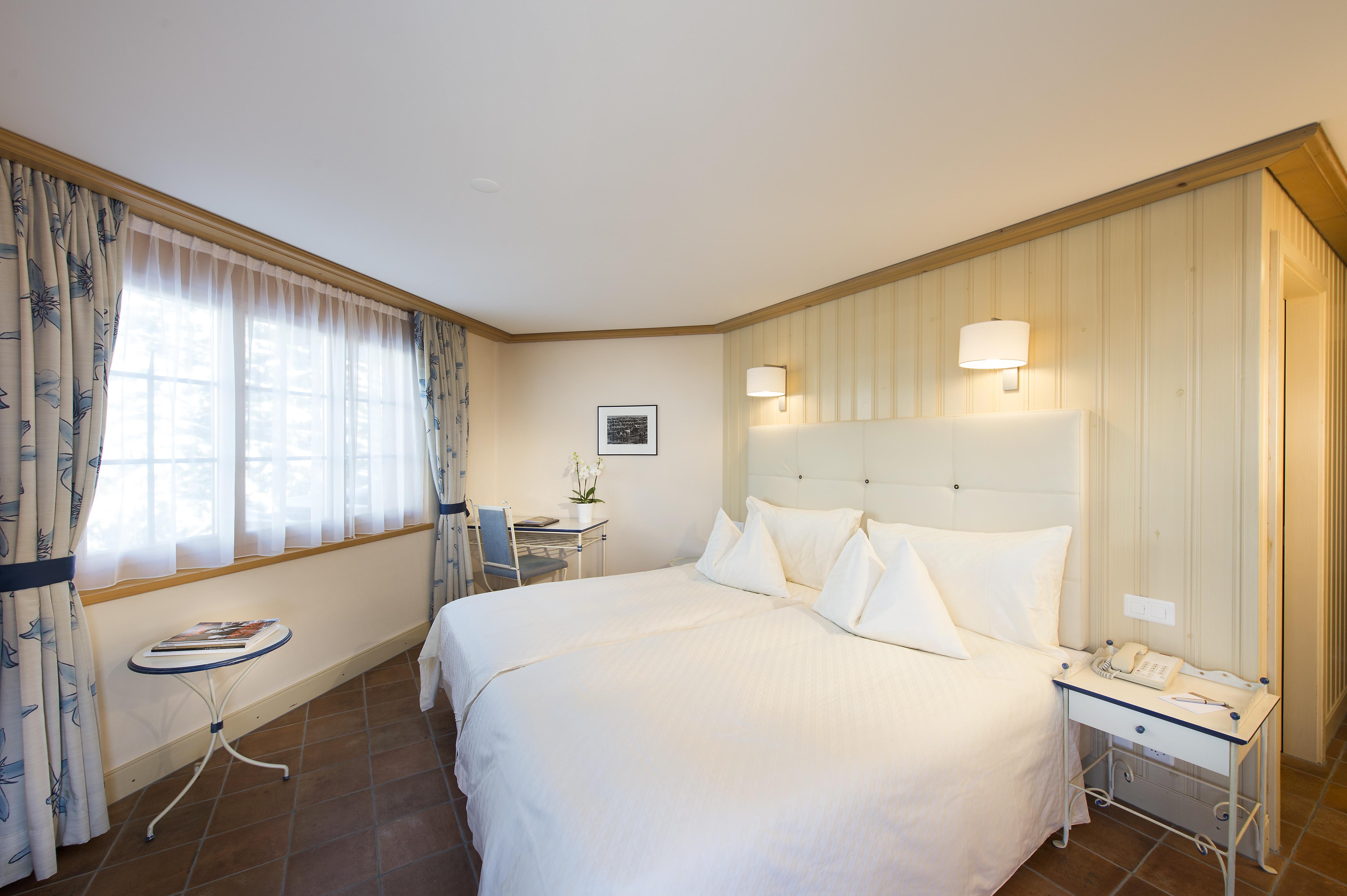 GOLFHOTEL Les Hauts de Gstaad&SPA Buitenkant foto